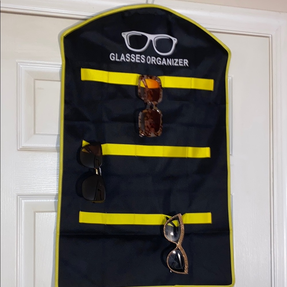 Eye Glass Hanging Organizer for 15 Pairs of Your Favorite Glasses OS